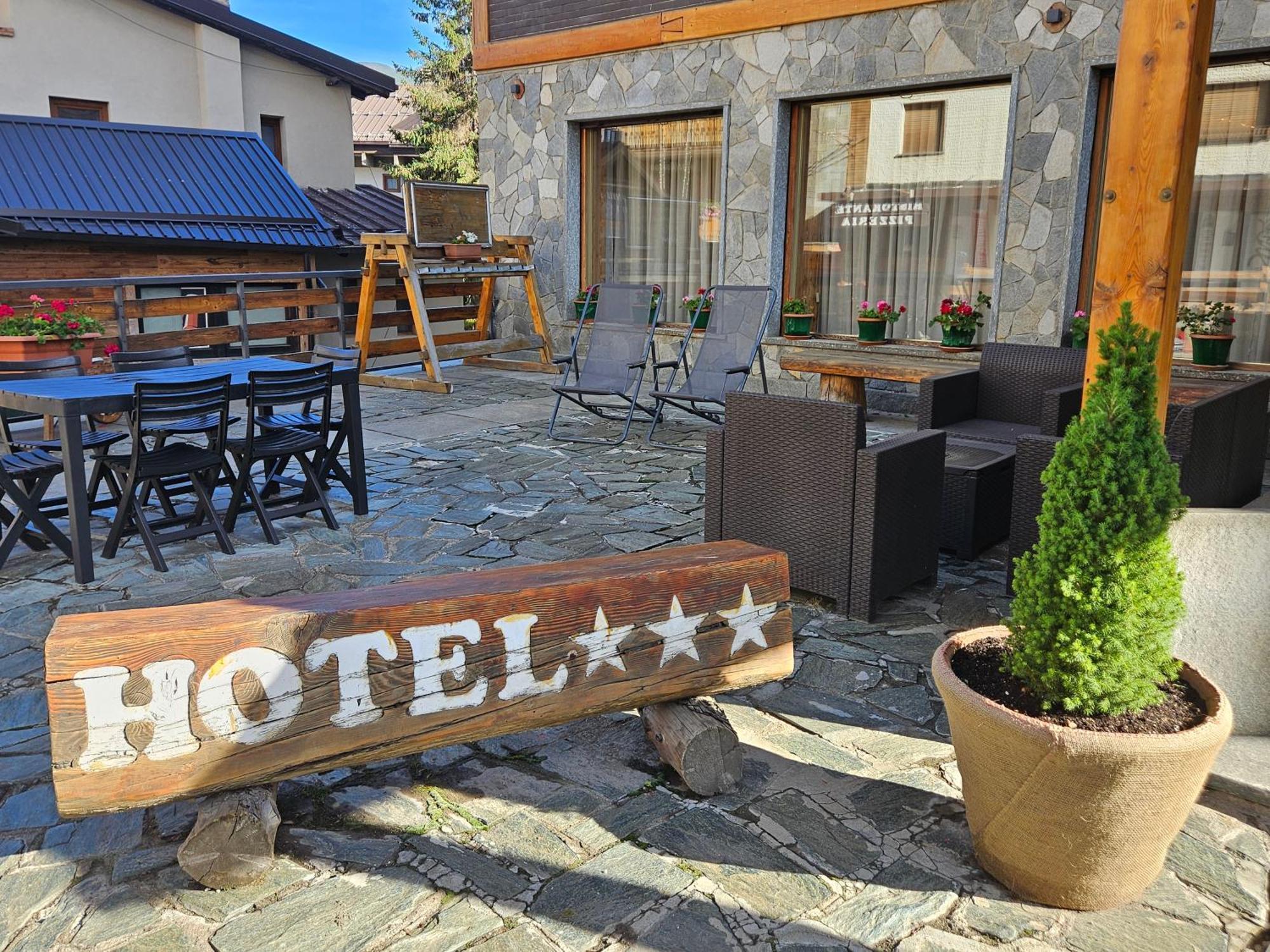 Hotel Holiday Debili เซาเซดุลซ์ ภายนอก รูปภาพ